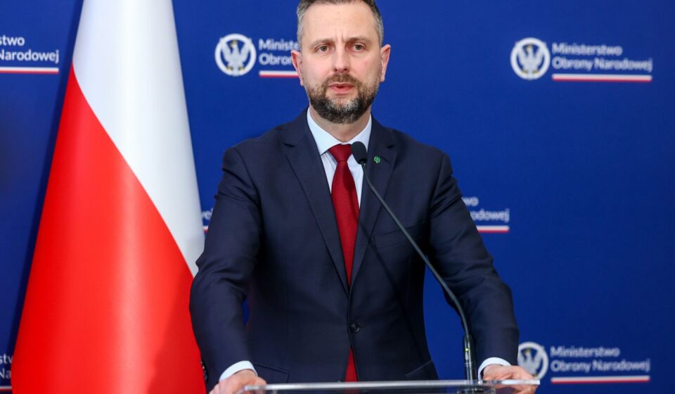 Польша намерена разместить у себя ядерное оружие США и Франции, - глава Минобороны