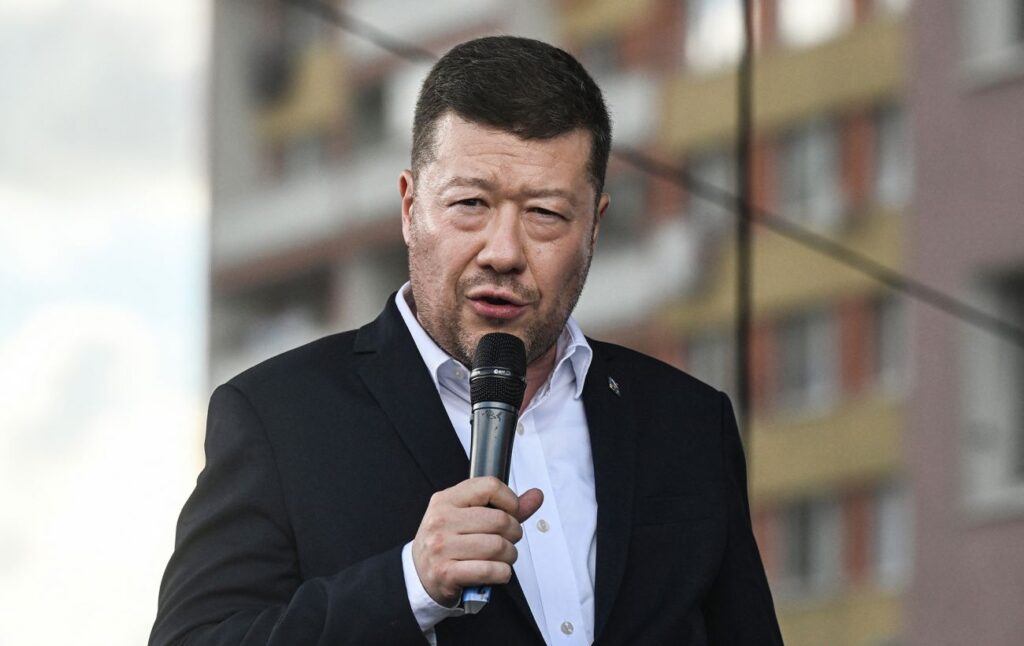 Чехия кардинально снизит выплаты украинцам и ужесточит правила временной защиты