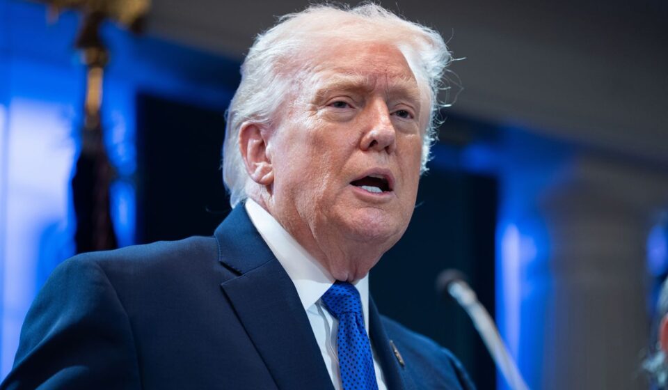 Трамп пытается выселить прессу из Белого дома, - NYT
