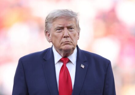 "Глупые люди хотели санкций против России": Трамп объяснил, почему отказался от них
