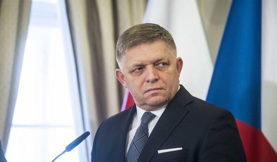 Фицо едет на переговоры во Львов и одновременно возобновляет комиссию с РФ
