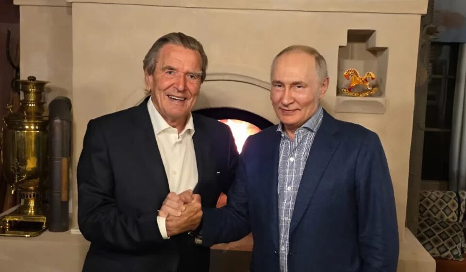 Путин пригласил Шредера домой на День рождения