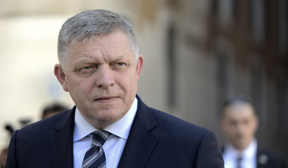 Словакия и Венгрия отказались финансировать новый заем Украины от ЕС на 2027 год