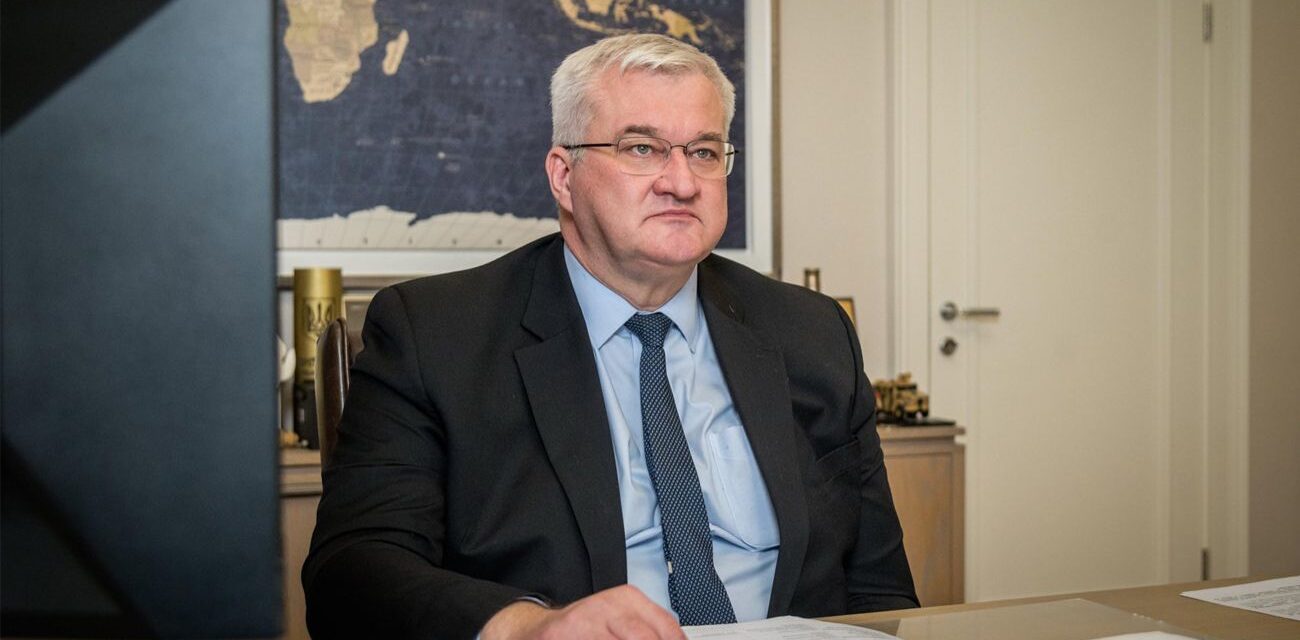 Пока Россия давит на Украину, серьезных переговоров не будет, - Сибига