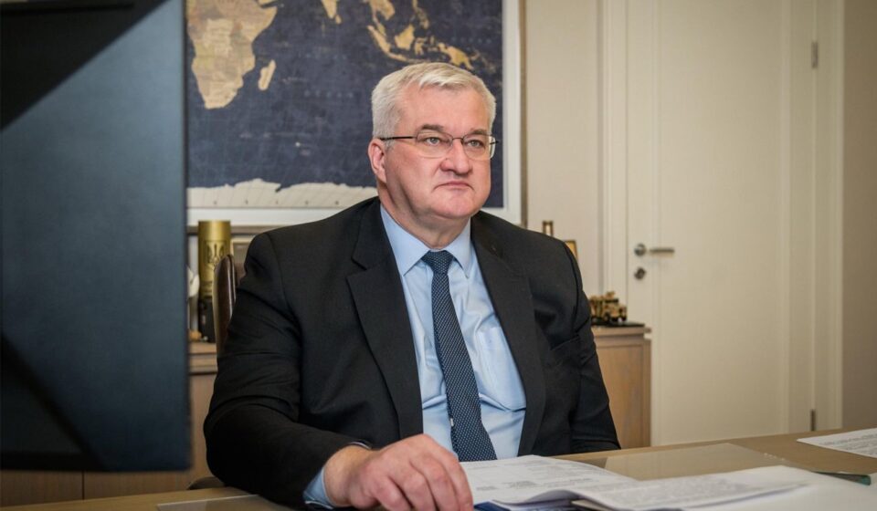 Пока Россия давит на Украину, серьезных переговоров не будет, - Сибига