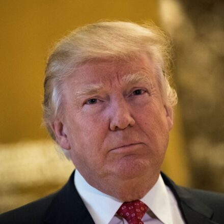 Часть республиканцев бросила вызов Трампу из-за соглашения с Путиным