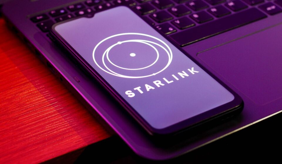 Инцидент из Starlink в Украине еще больше изолировал Европу от США, - Bloomberg