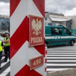На границе с Польшей образовались большие очереди: в чем причина