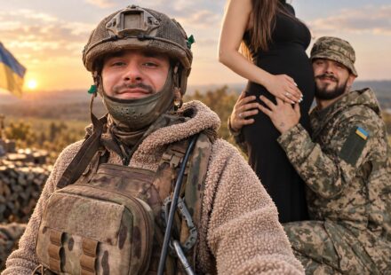 Военный Вицик станет отцом: блогер и защитник показал трогательные фото с женой