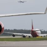 В России задержали более 460 авиарейсов из-за рекордной атаки дронов