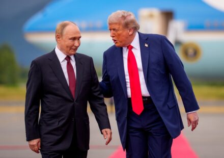 Санкции приостанавливают. Трамп и Путин договорились о поставках дизеля РФ на мировой рынок