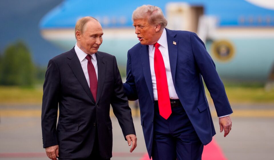 Санкции приостанавливают. Трамп и Путин договорились о поставках дизеля РФ на мировой рынок