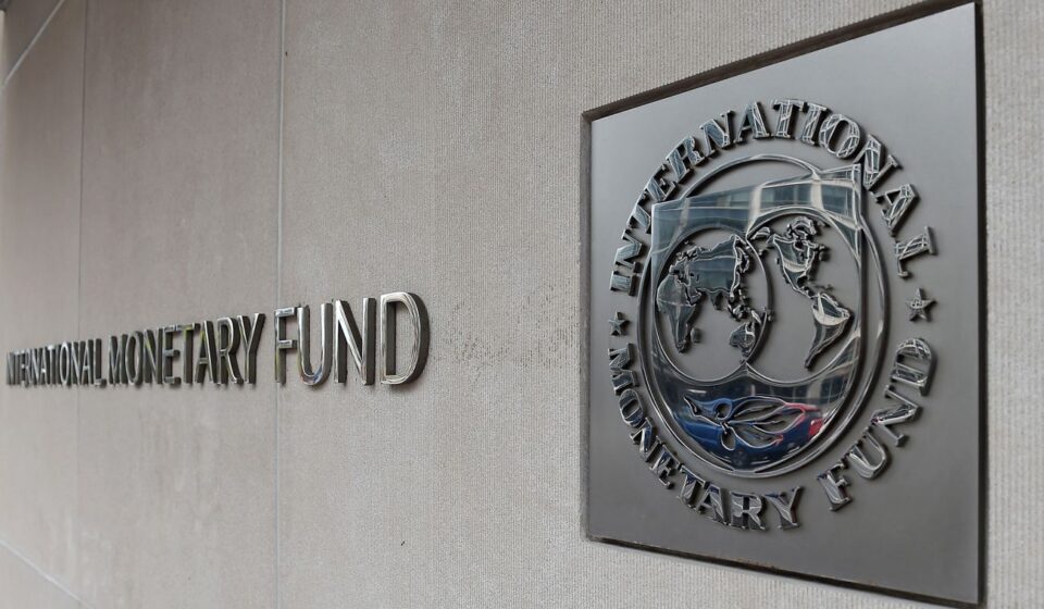 Украина стала вторым крупнейшим должником МВФ в мире