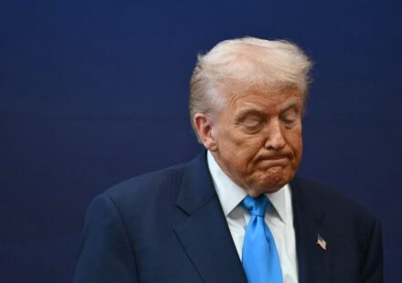 Трамп отменяет налоги на крашеный дизель: почему топливо красное