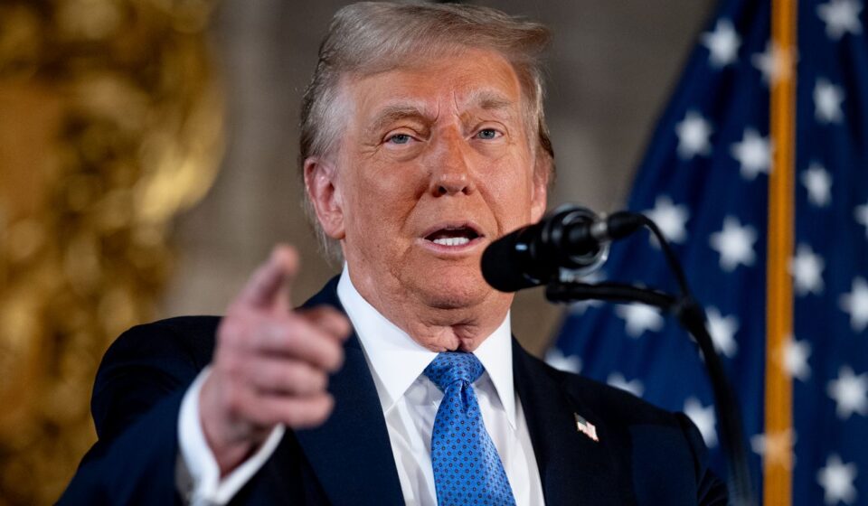 Трамп пообещал официально запретить термин "искусственный интеллект"