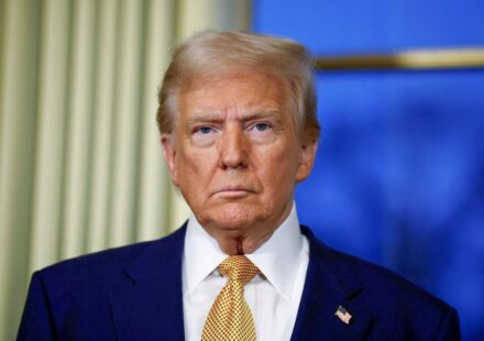 Трамп: США не будут бить по Ирану до промежуточных выборов