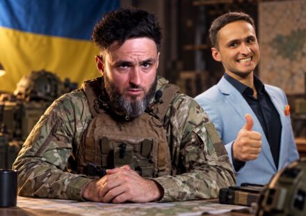 Игорь Ласточкин станцевал в блиндаже ради сбора на пикап: новое видео военного