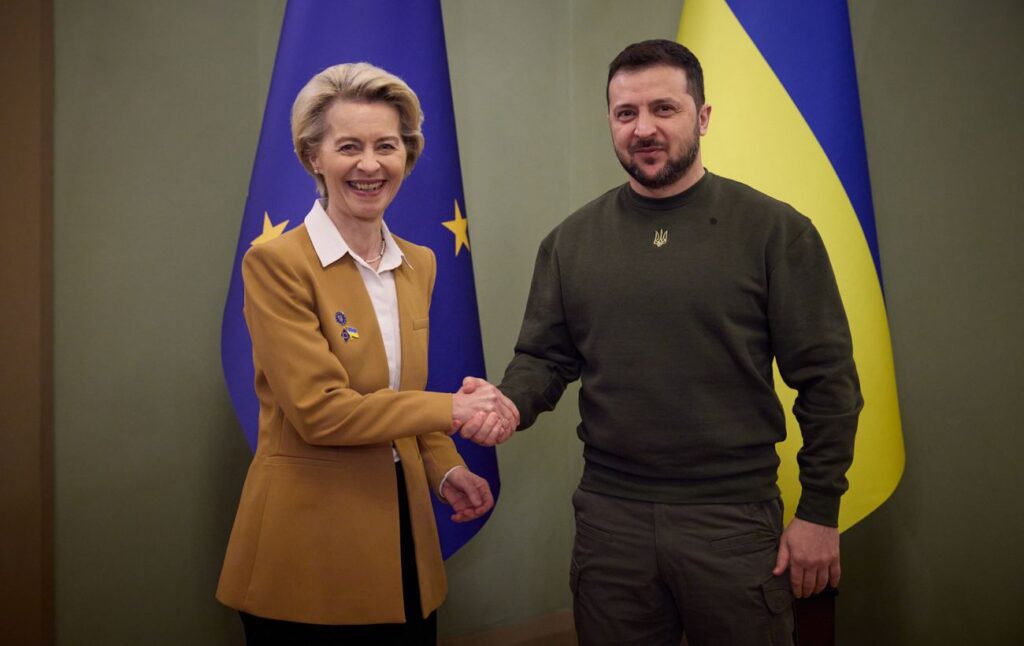 Украина до конца года может получить от ЕС 30 млрд евро, но есть условие